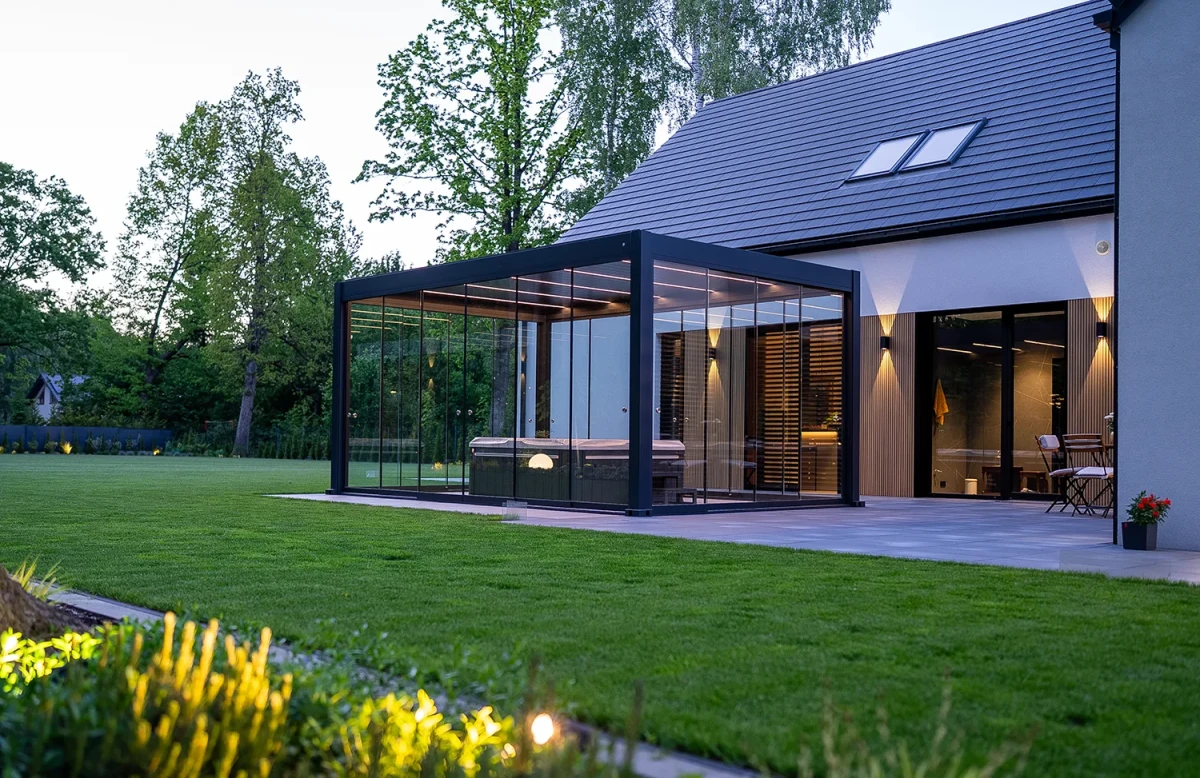 Area wellness privata con vista sul giardino